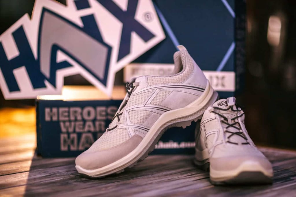 герої носять хайкс