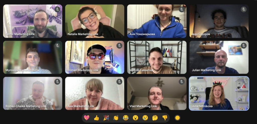 Команда Marketing Link під час Таємного Санти 2025